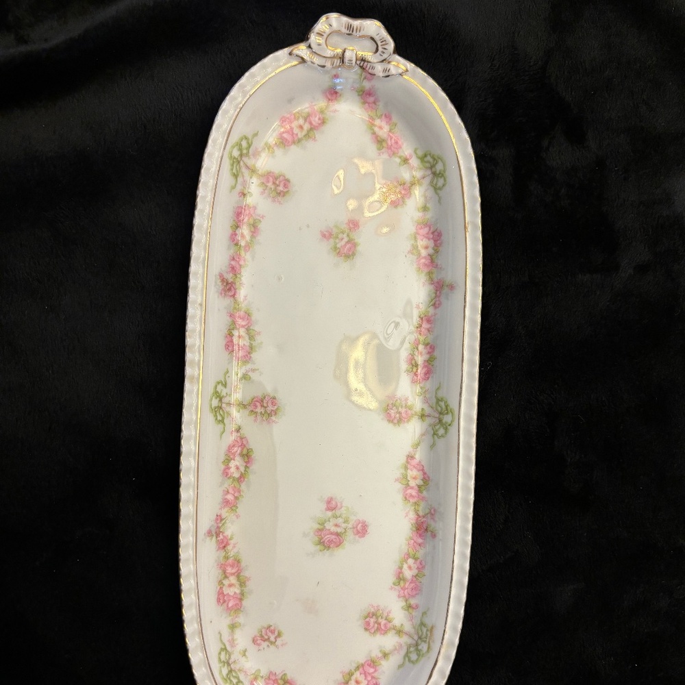 German Momezolle long oval dish, numbered #1088